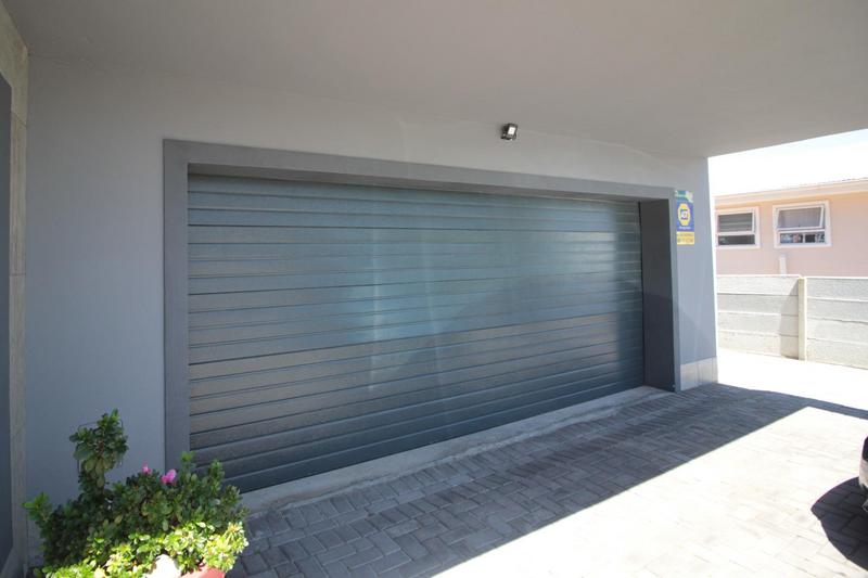 2 Bedroom Property for Sale in Reebok Western Cape